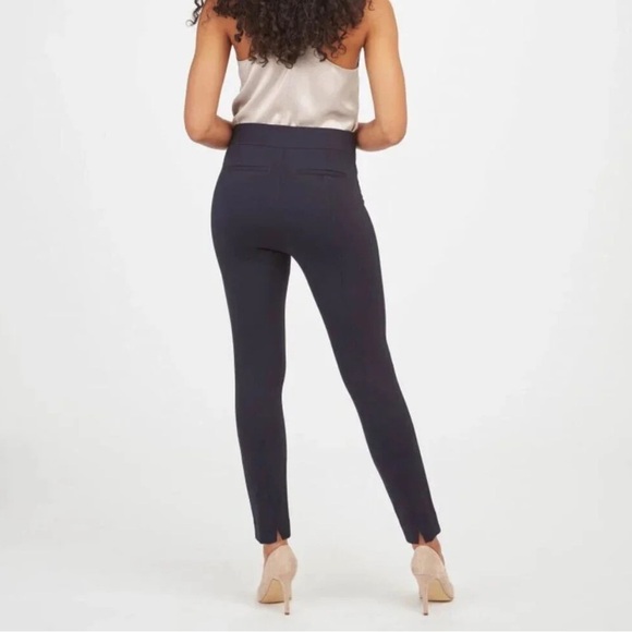 Spanx | The Perfect Pant, Ankle Backseam Skinny in Classic Navy - Picture 5 of 12